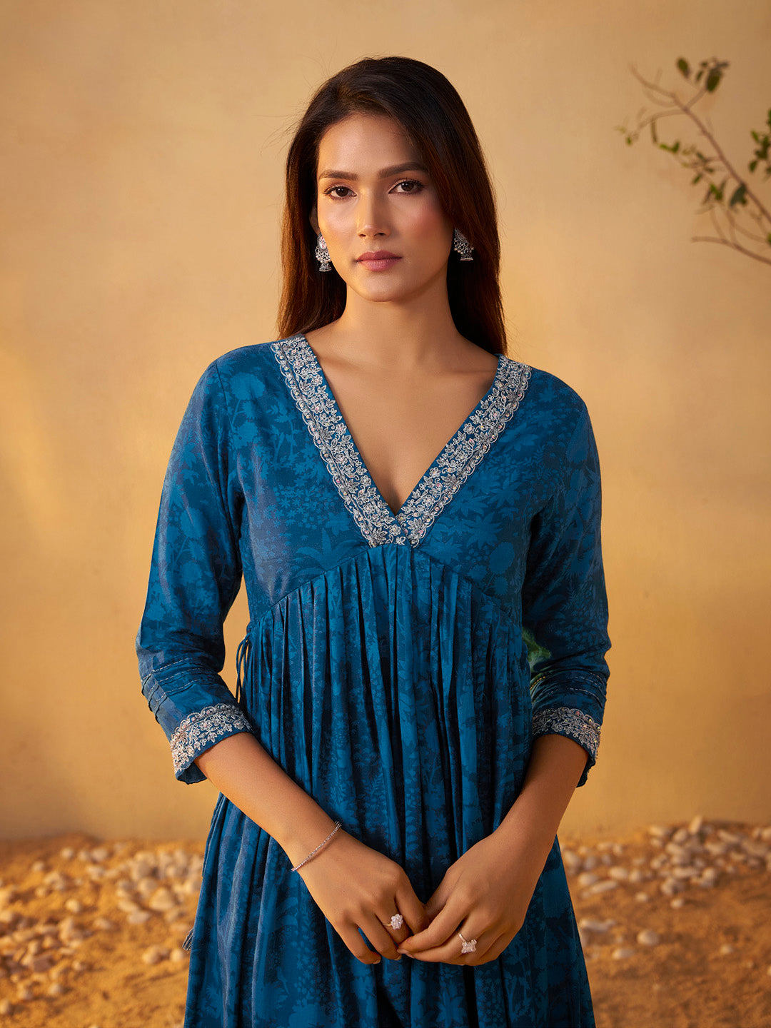 Neel Tara Muslin Embroidered Kurta Set