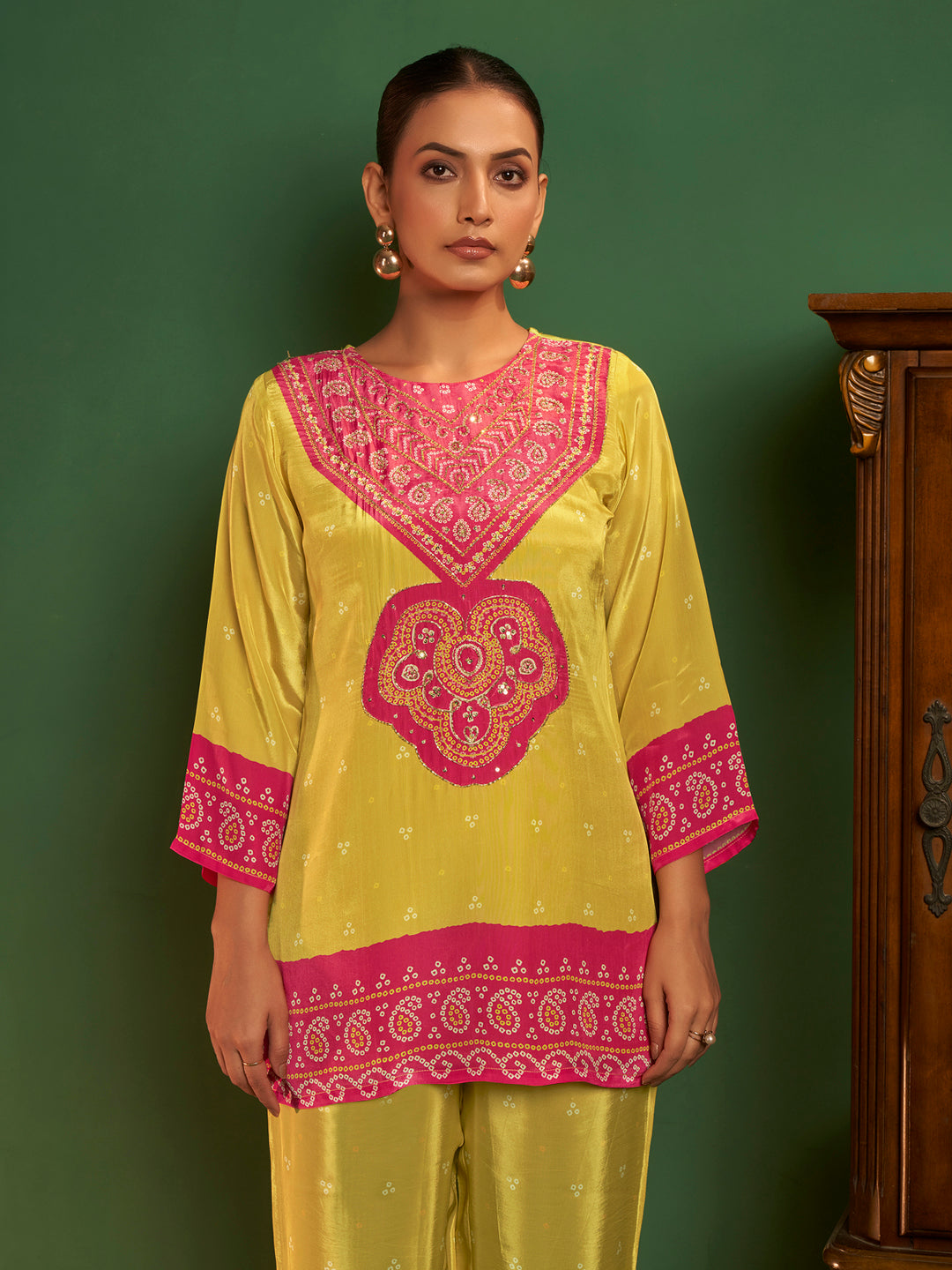 Amrita Natural Crepe Dual-Tone Co-ord Set