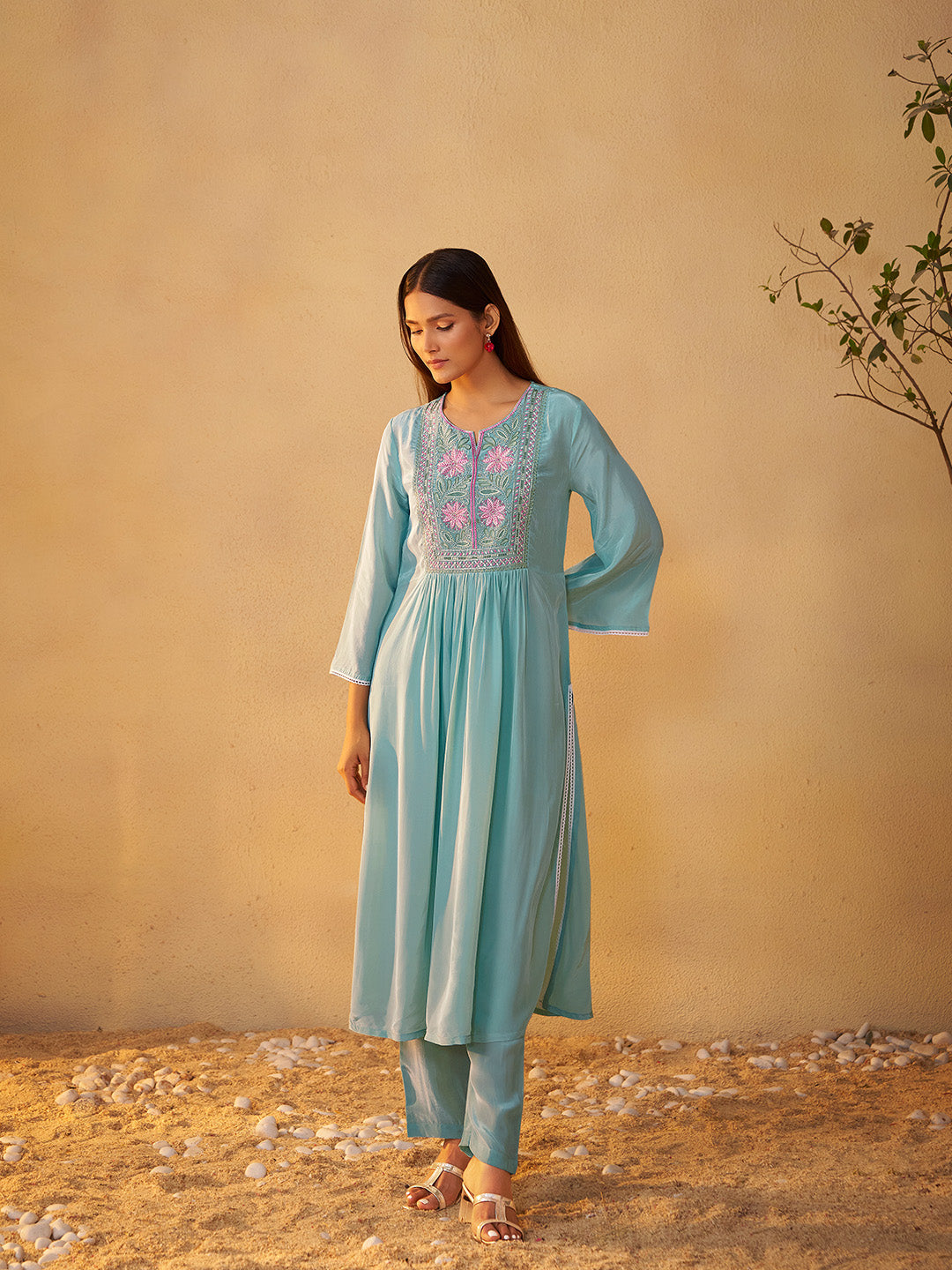 Kanisha Natural Crepe Embroidered Kurta Set