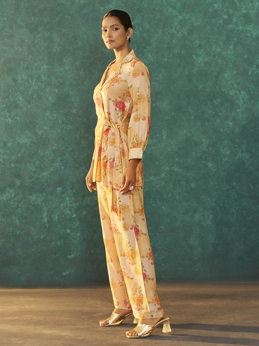 Vianya Muslin Yellow Printed Co-ord Set