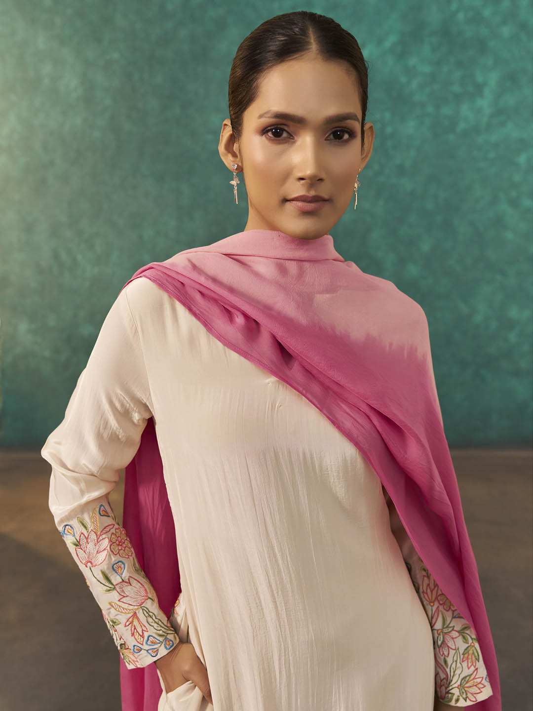 Ishanya Natural Crepe Embroidered Kurta Set