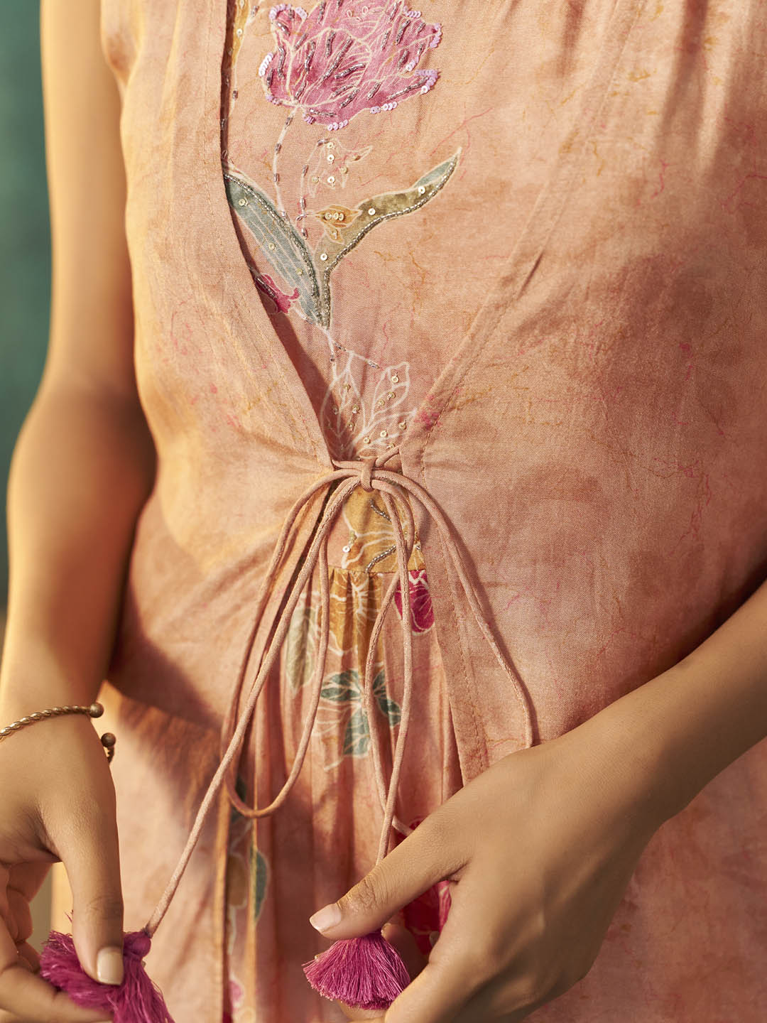 Amira Muslin Floral Printed Shrug Dress