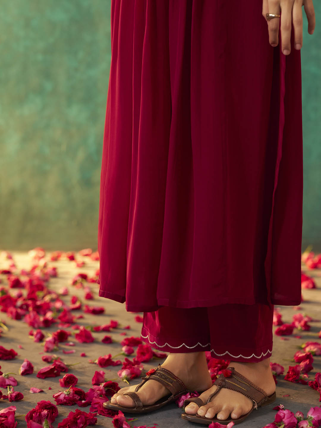 Ruhani Maroon Natural Crepe Kurta Set