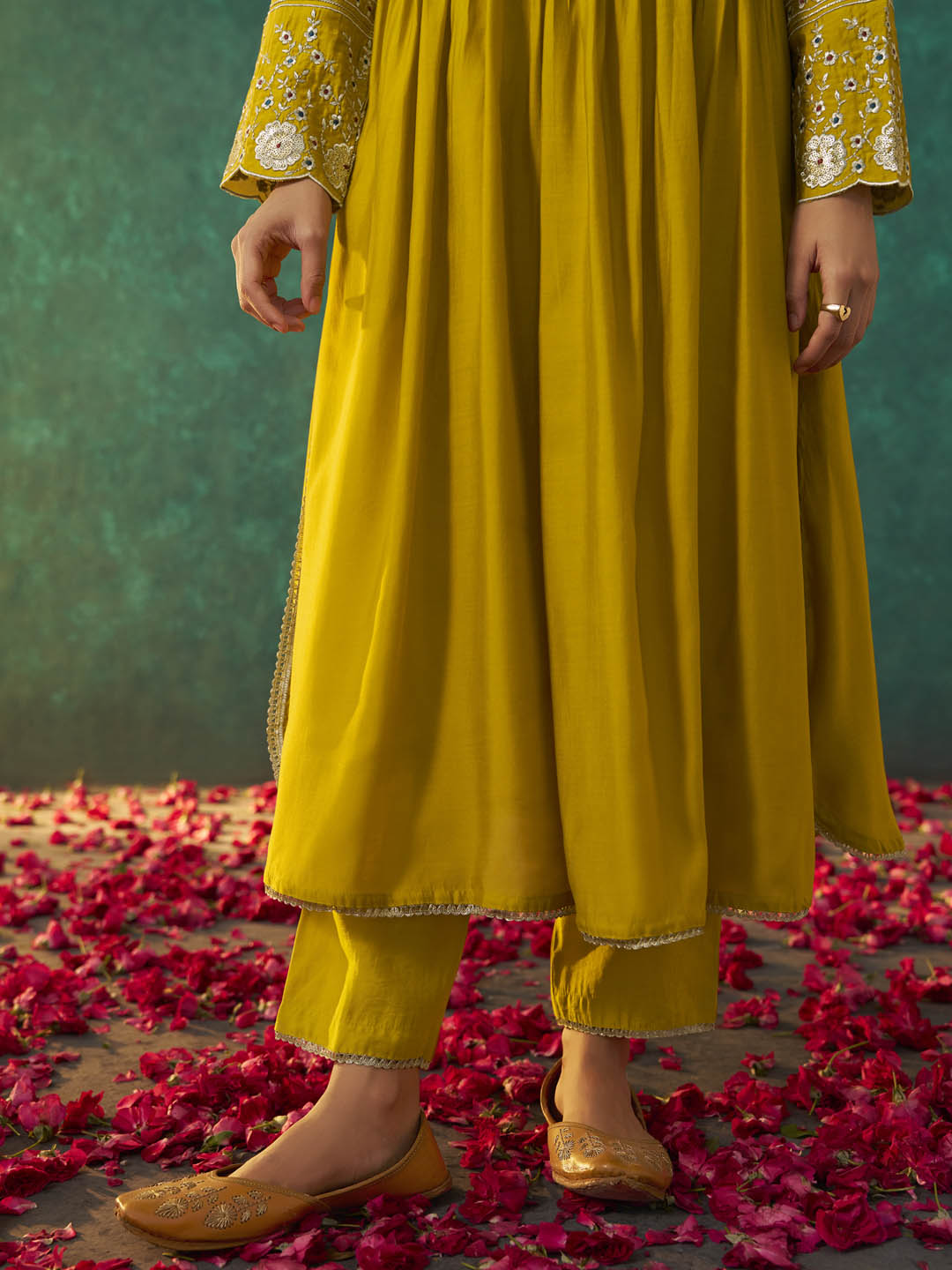 Svarna Roman Silk Flared Tassel Kurta Set