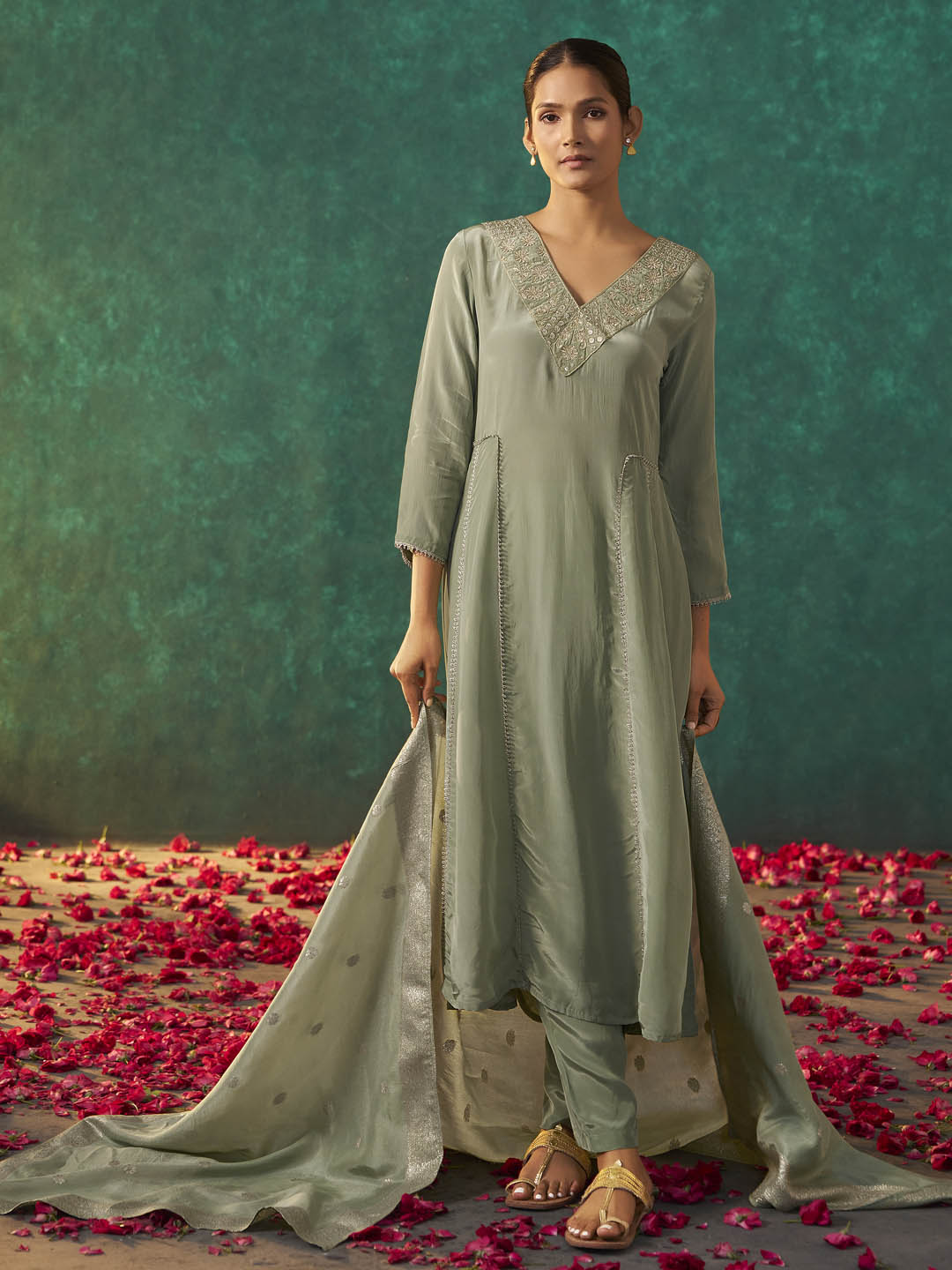 Vrishti Natural Crepe Embroidered Kurta Set