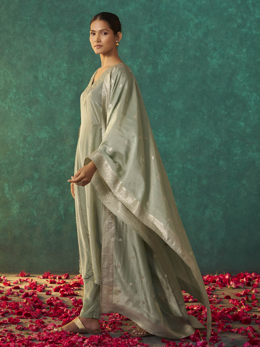 Vrishti Natural Crepe Embroidered Kurta Set