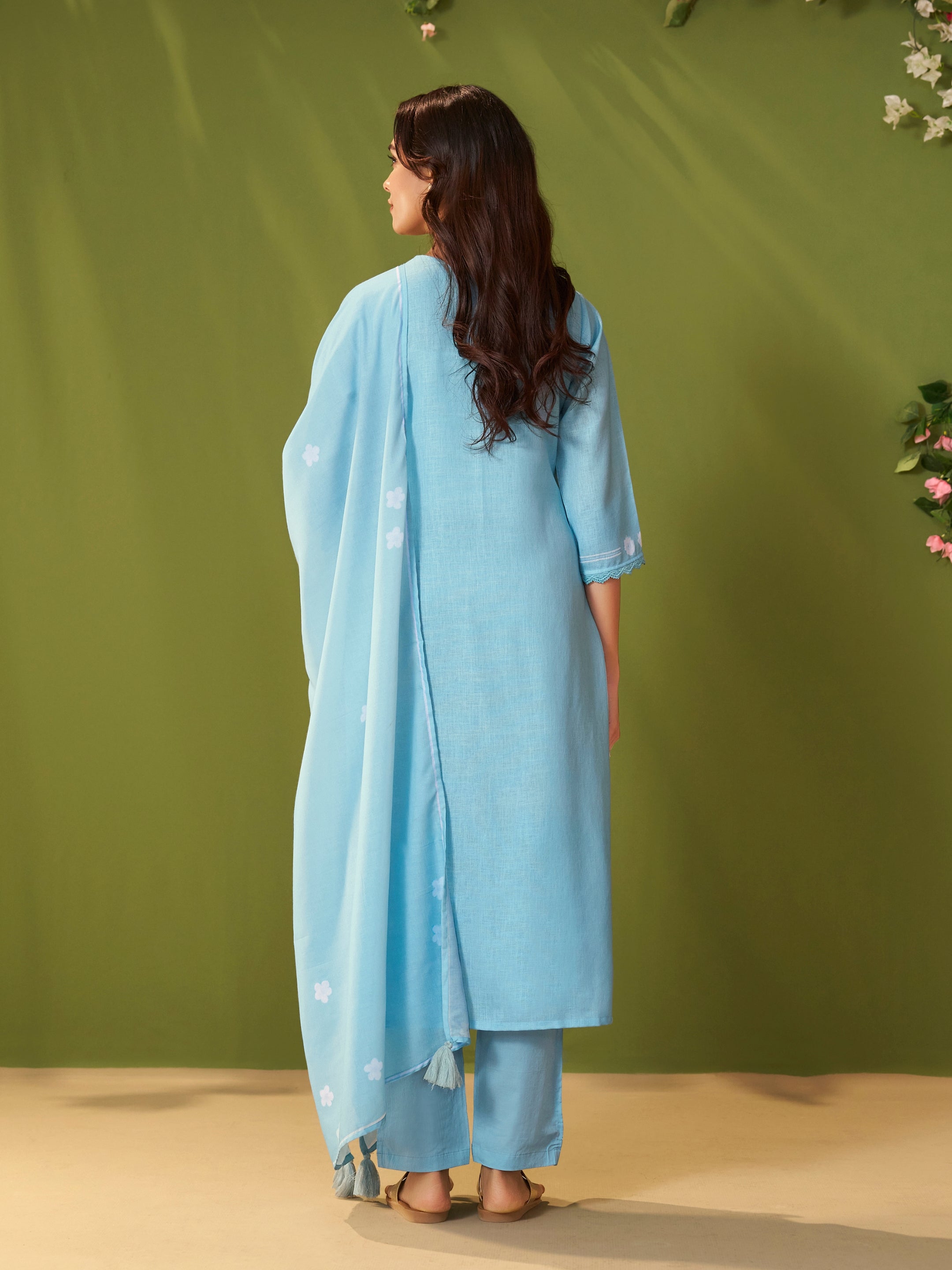 Ambar Blue Linen Mul Suit Set