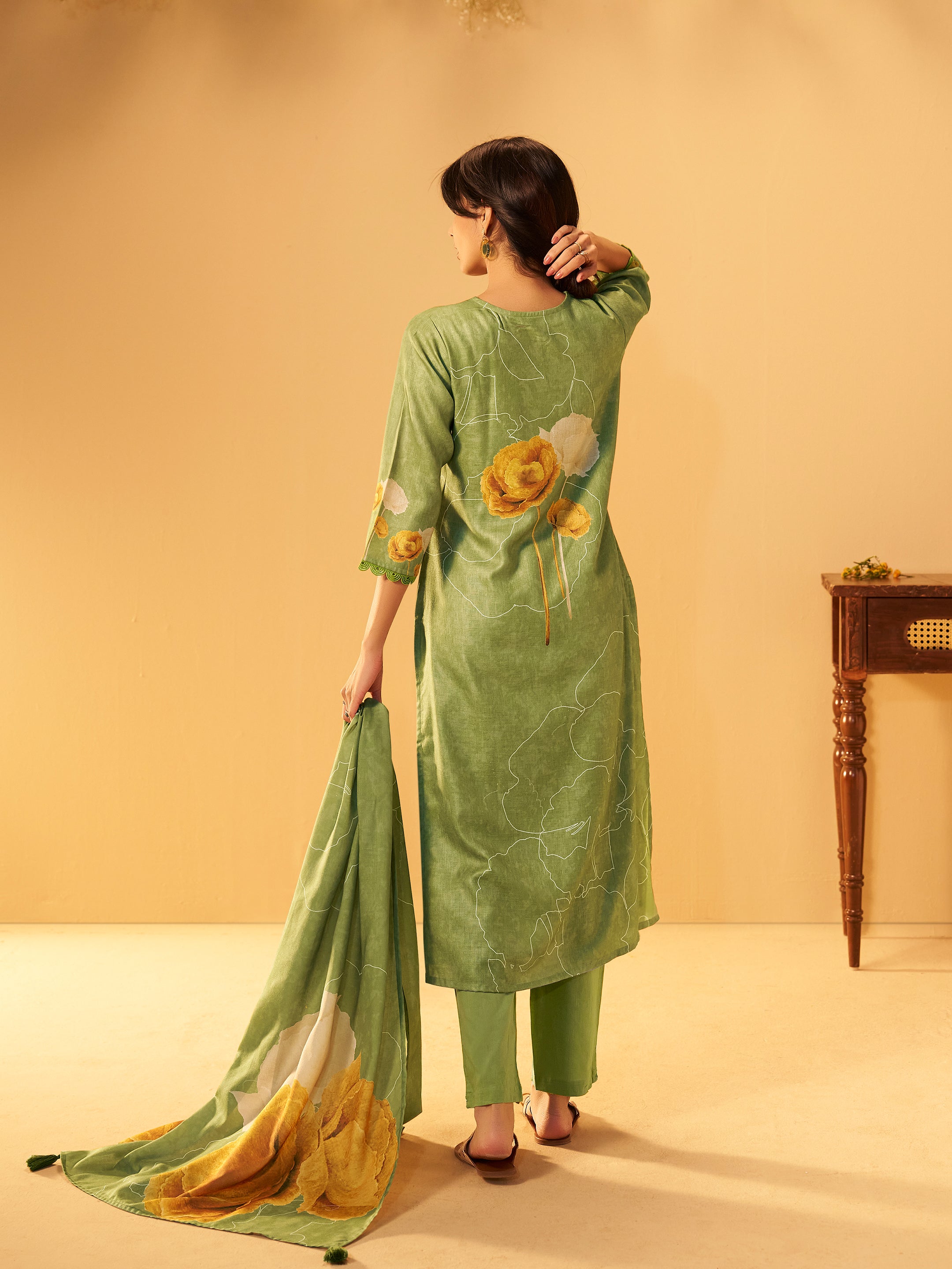 Janya Green Linen Printed Set