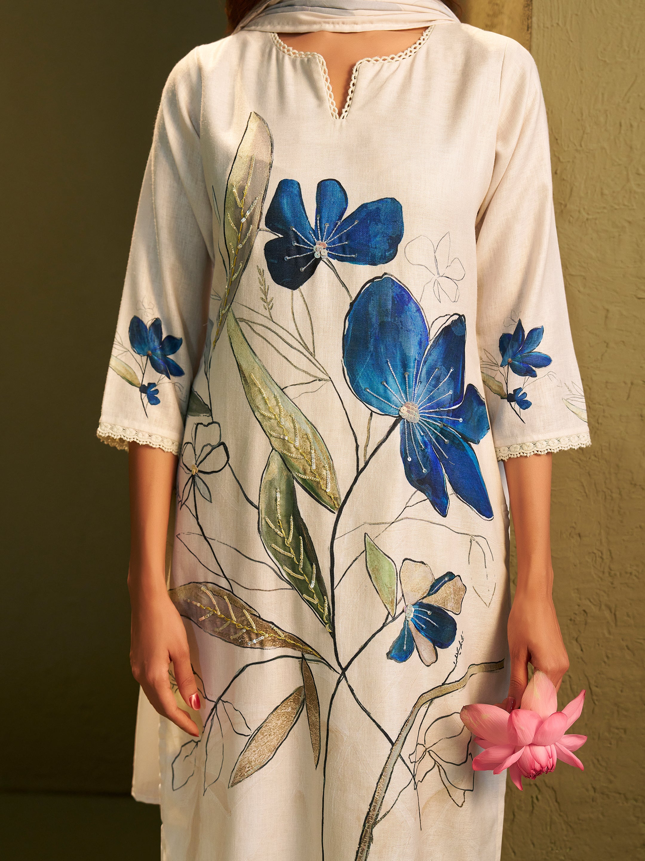 Ojasvi White Linen Printed Set