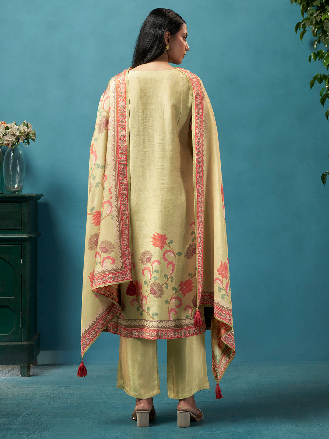 Veera Pista Green Rio-Linen Suit Set