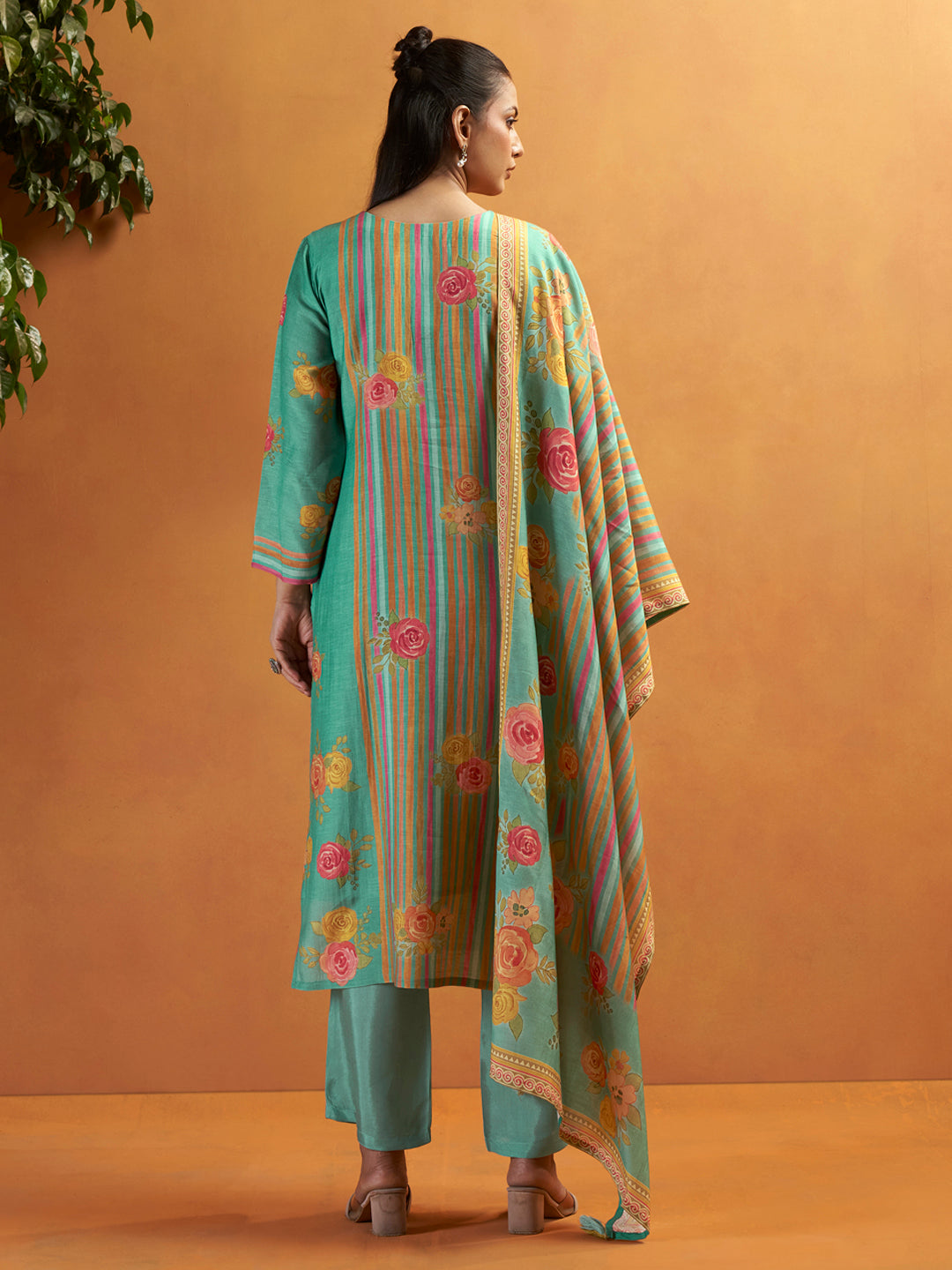 Jharna Sea Green Rio-Linen Suit Set