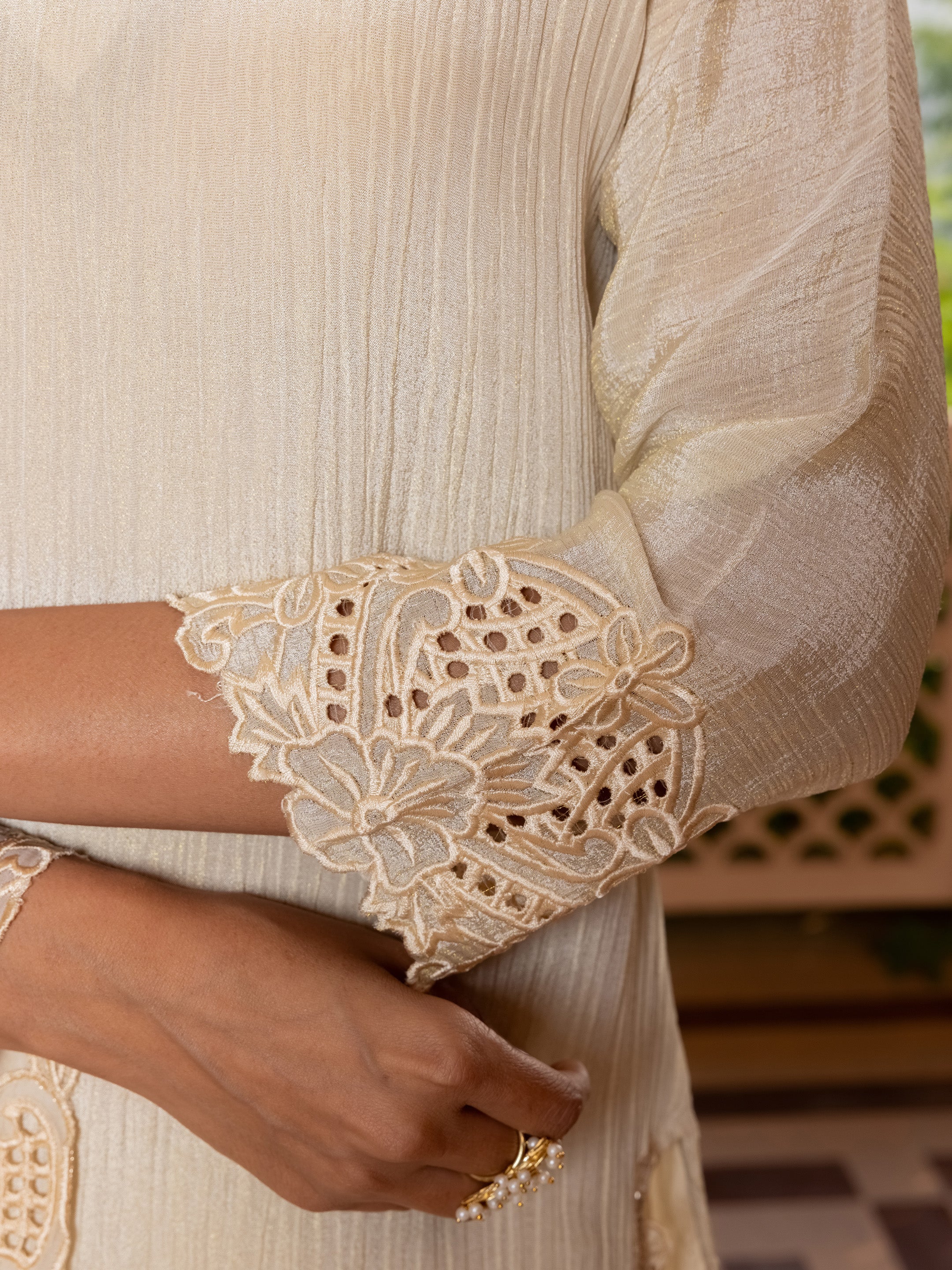 Anandi Shimmer Crush Suit Set