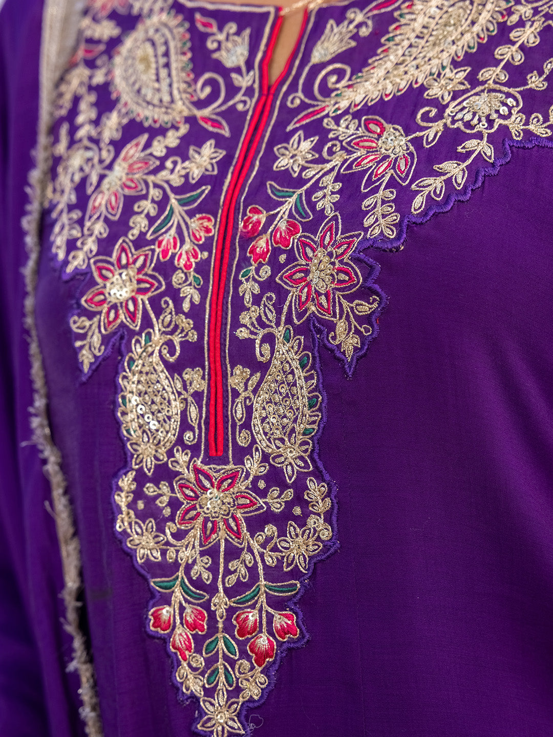 Divija Mul Chanderi Embroidered Salwar Suit Set