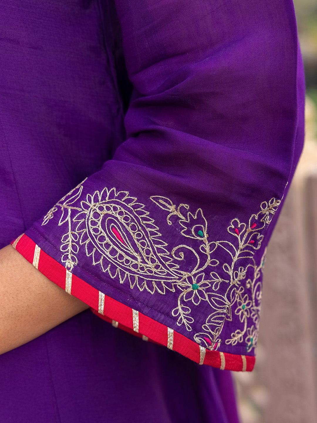 Divija Mul Chanderi Embroidered Salwar Suit Set