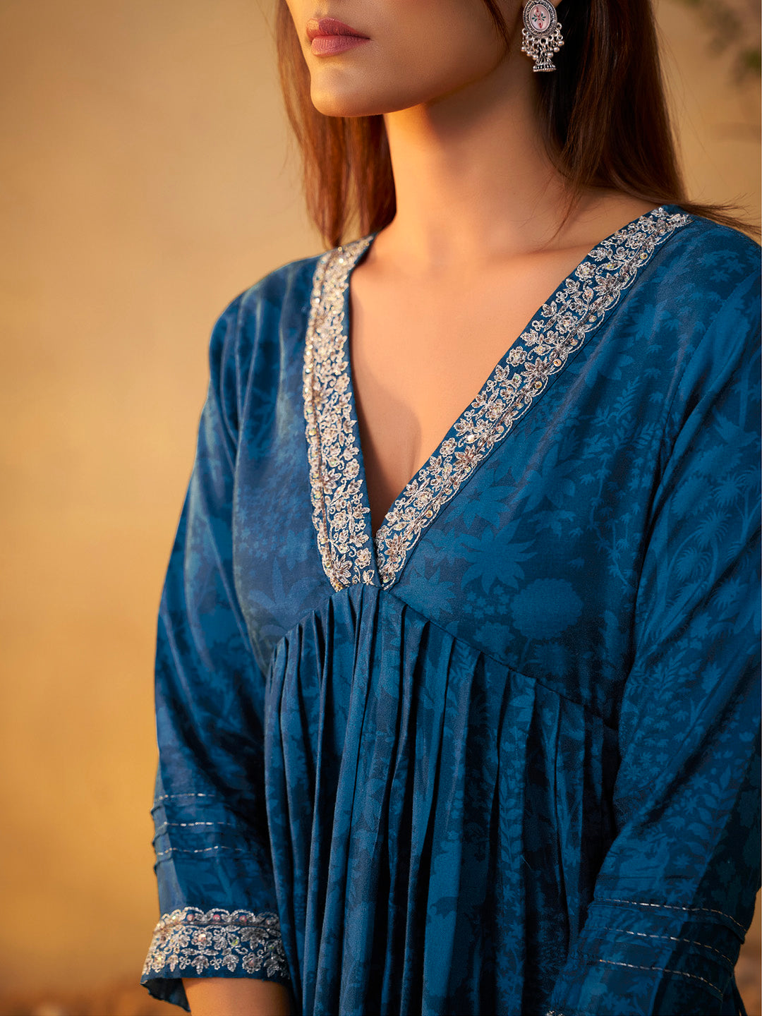 Neel Tara Muslin Embroidered Kurta Set