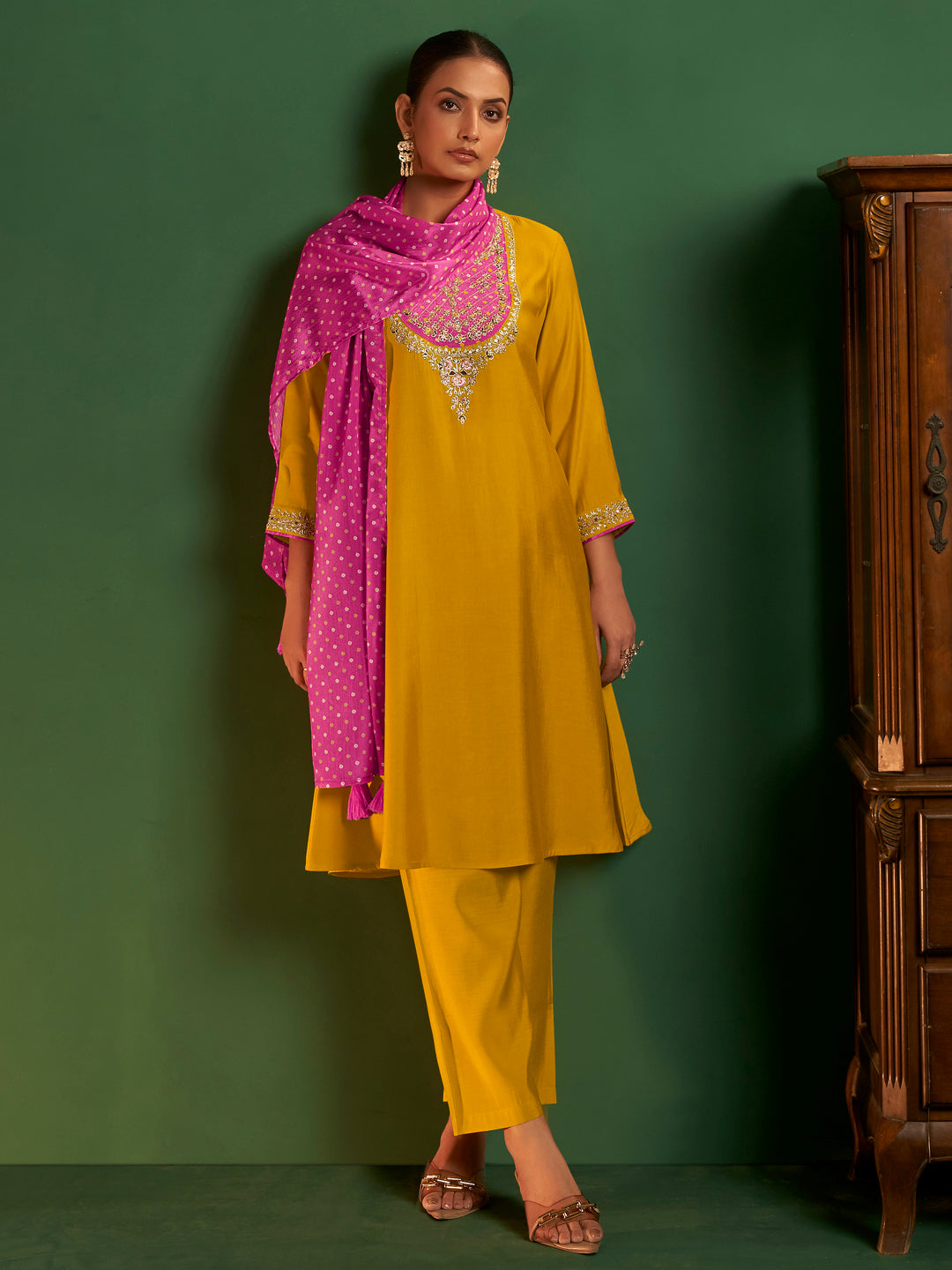 Teja Roman Chanderi Dual-Tone Festive Set