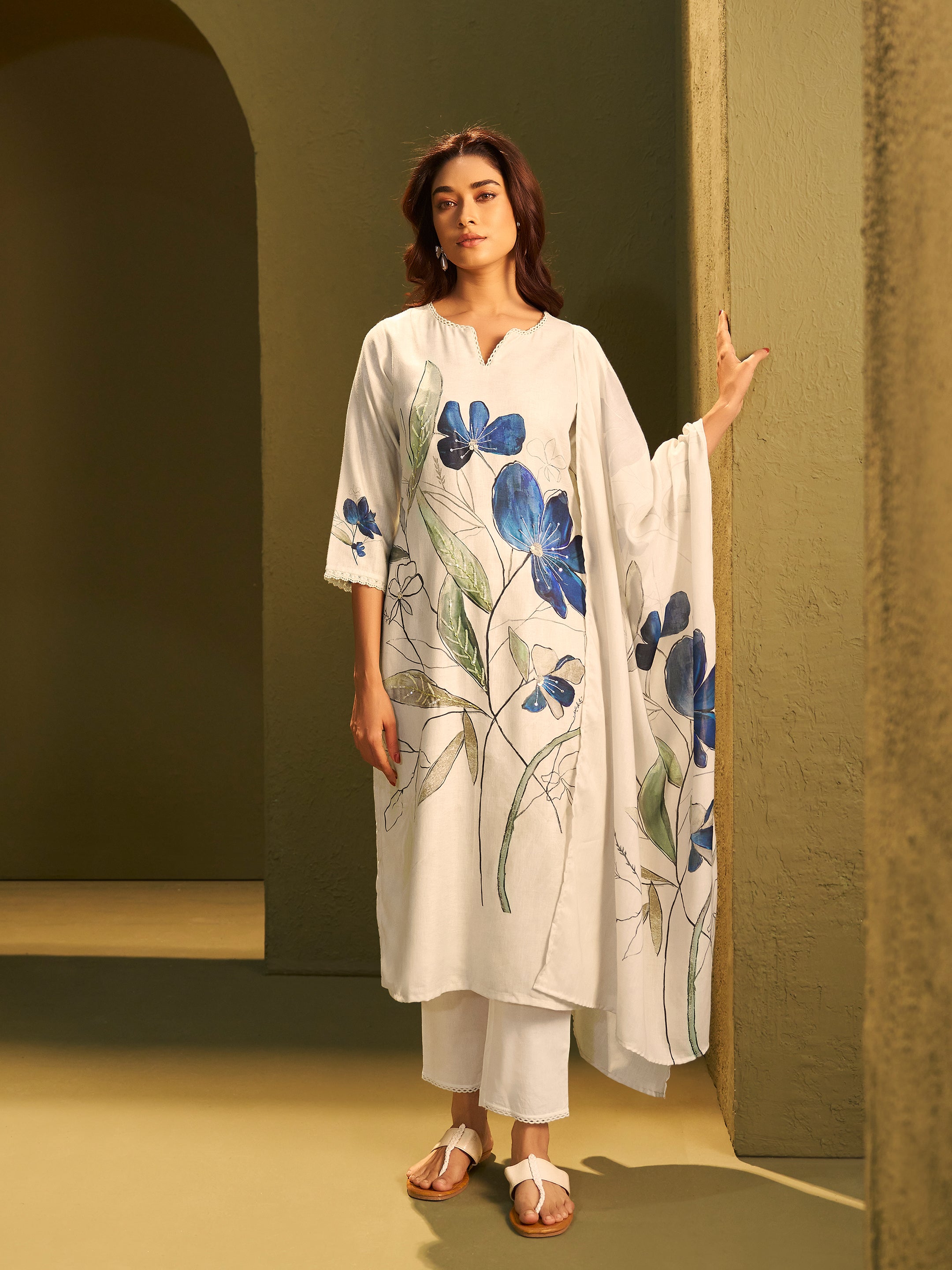 Ojasvi White Linen Printed Set