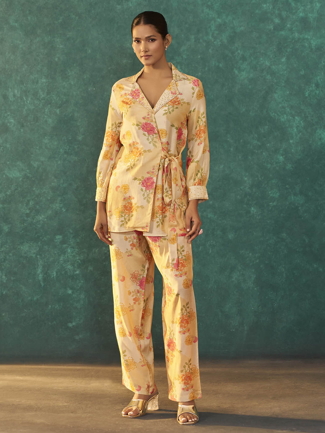 Vianya Muslin Yellow Printed Co-ord Set