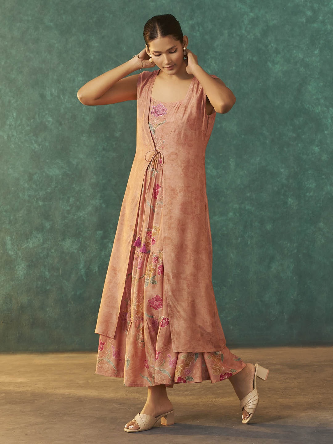 Amira Muslin Floral Printed Shrug Dress