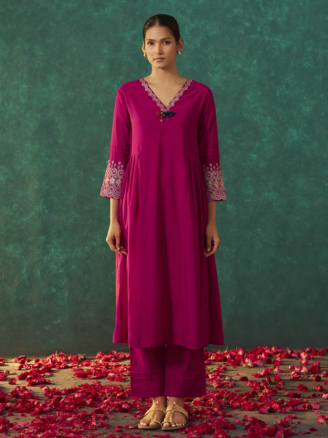Vaidehi Roman Silk Solid Kurta Set