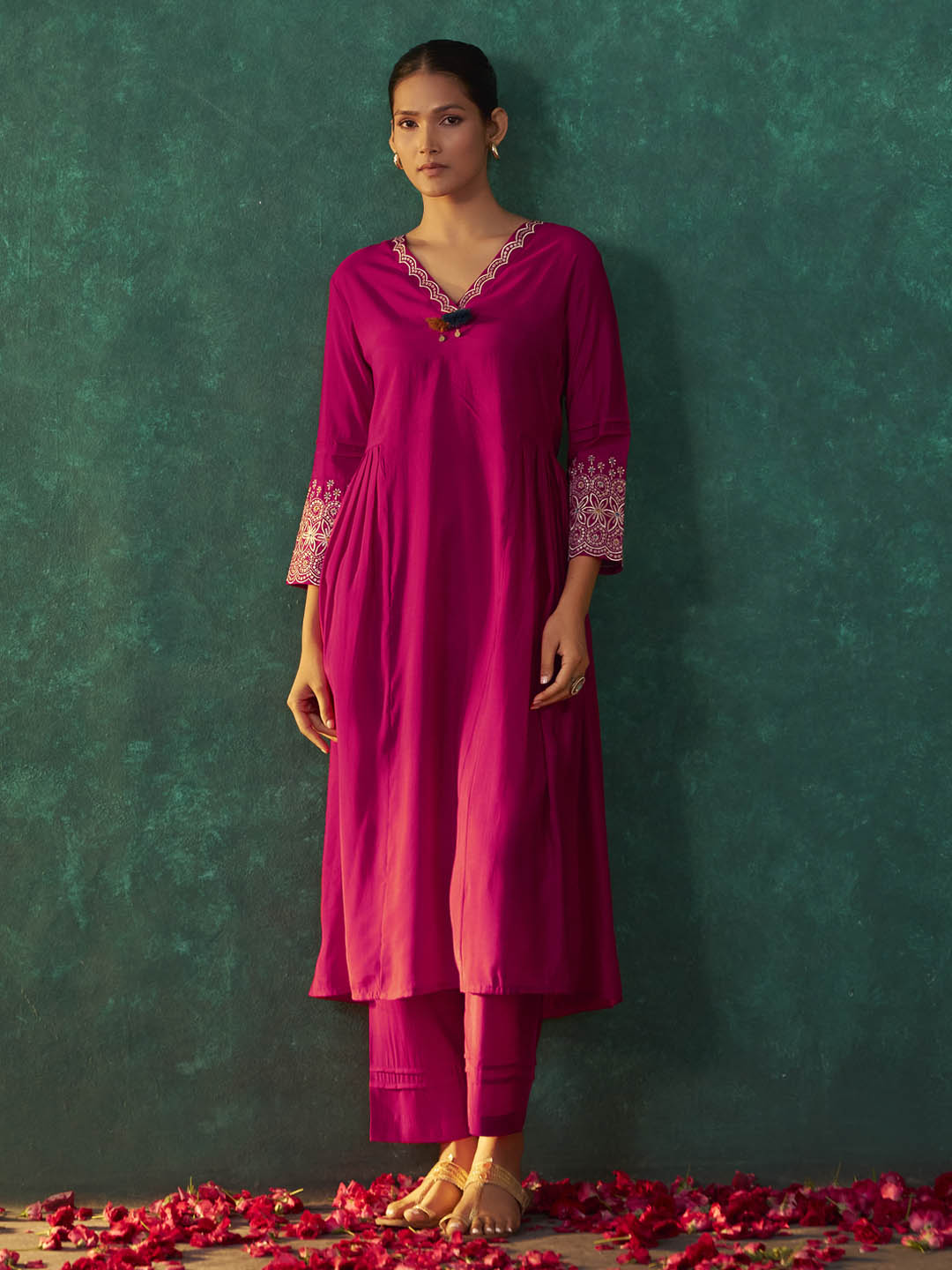 Vaidehi Roman Silk Solid Kurta Set