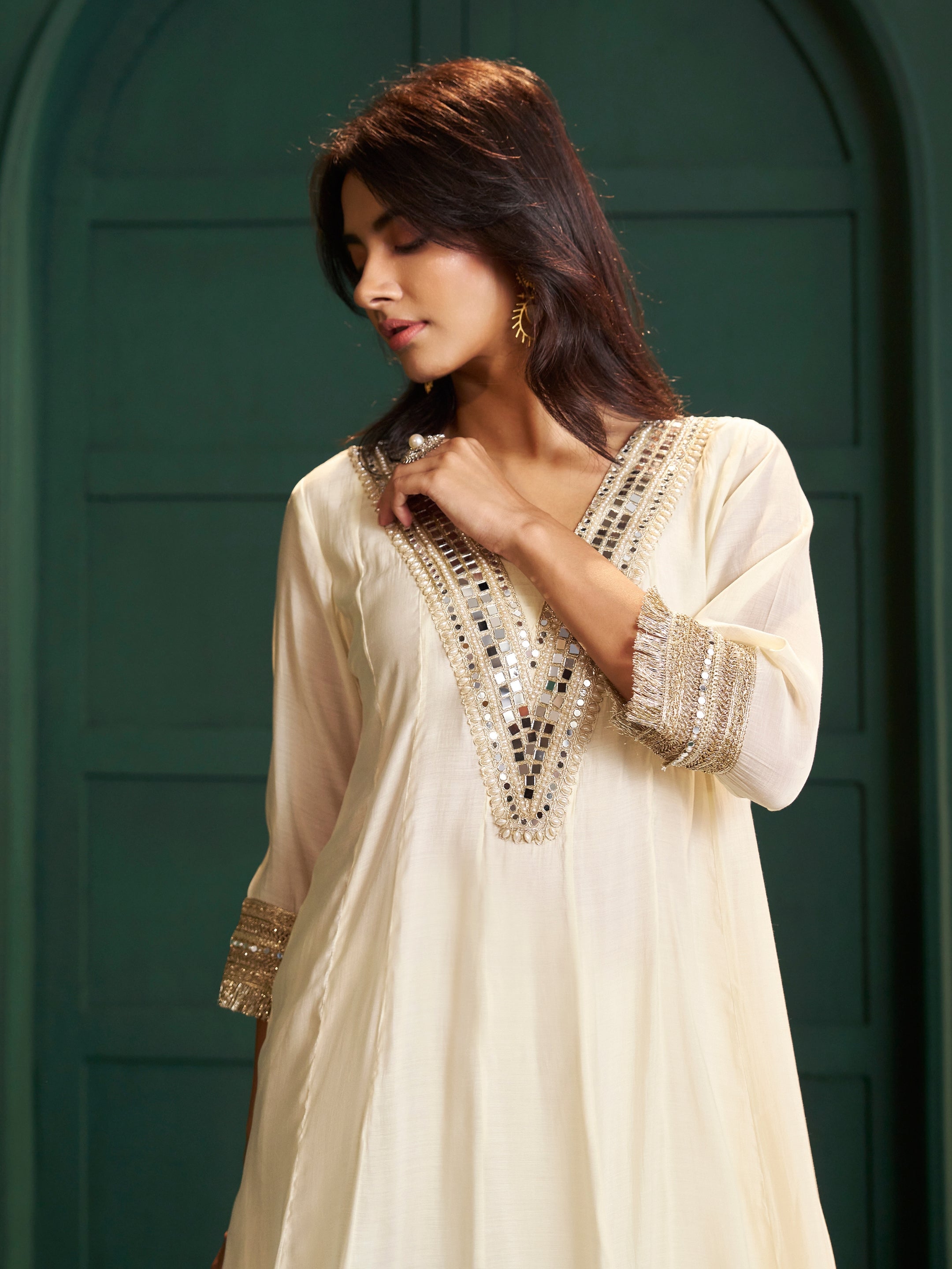 Sitara White Chanderi Mirror Work Suit Set