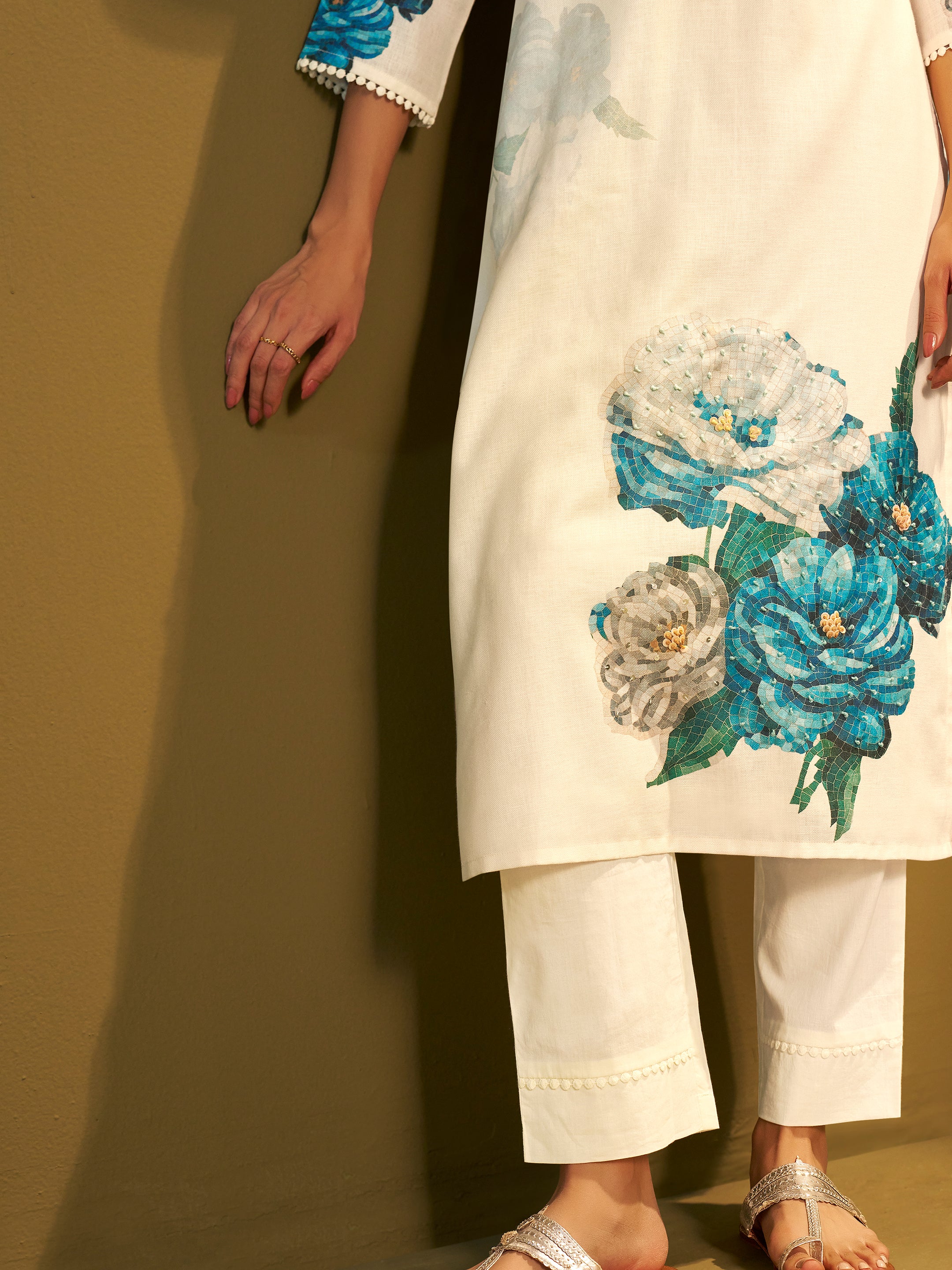 Siya White Linen Printed Set