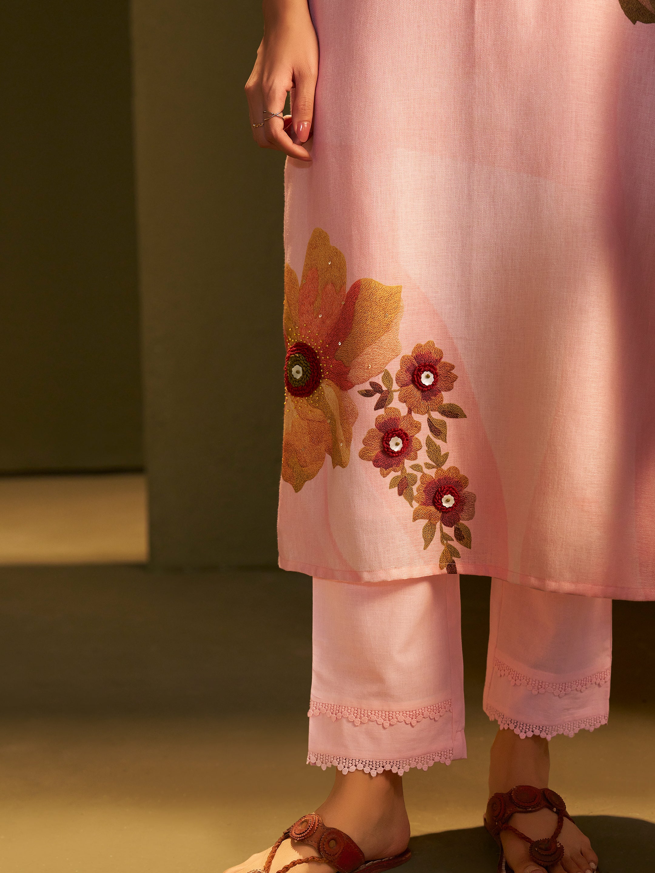 Tanvi Pink Linen Printed Set