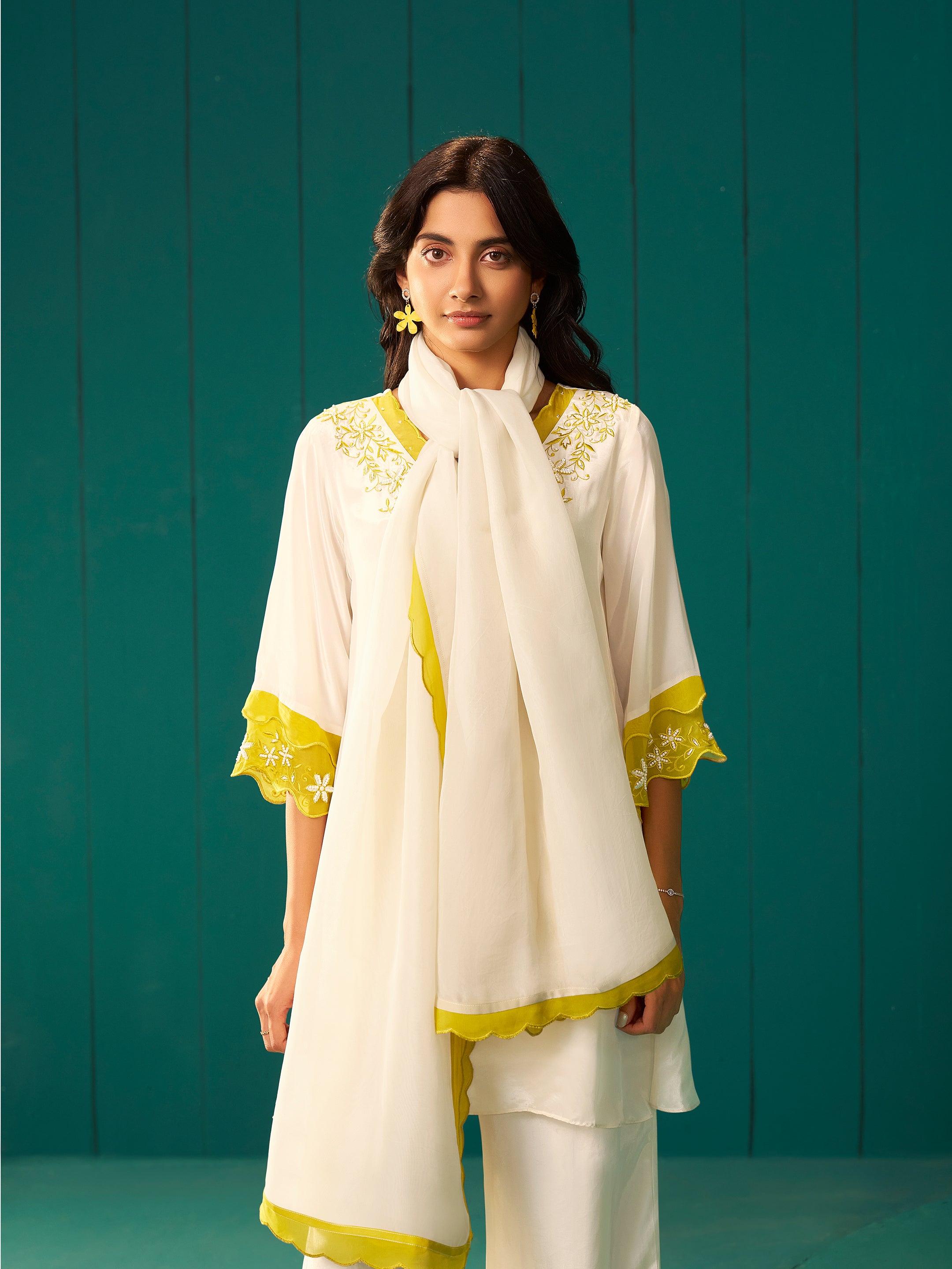 Keyara White Natural Crepe Salwar Set