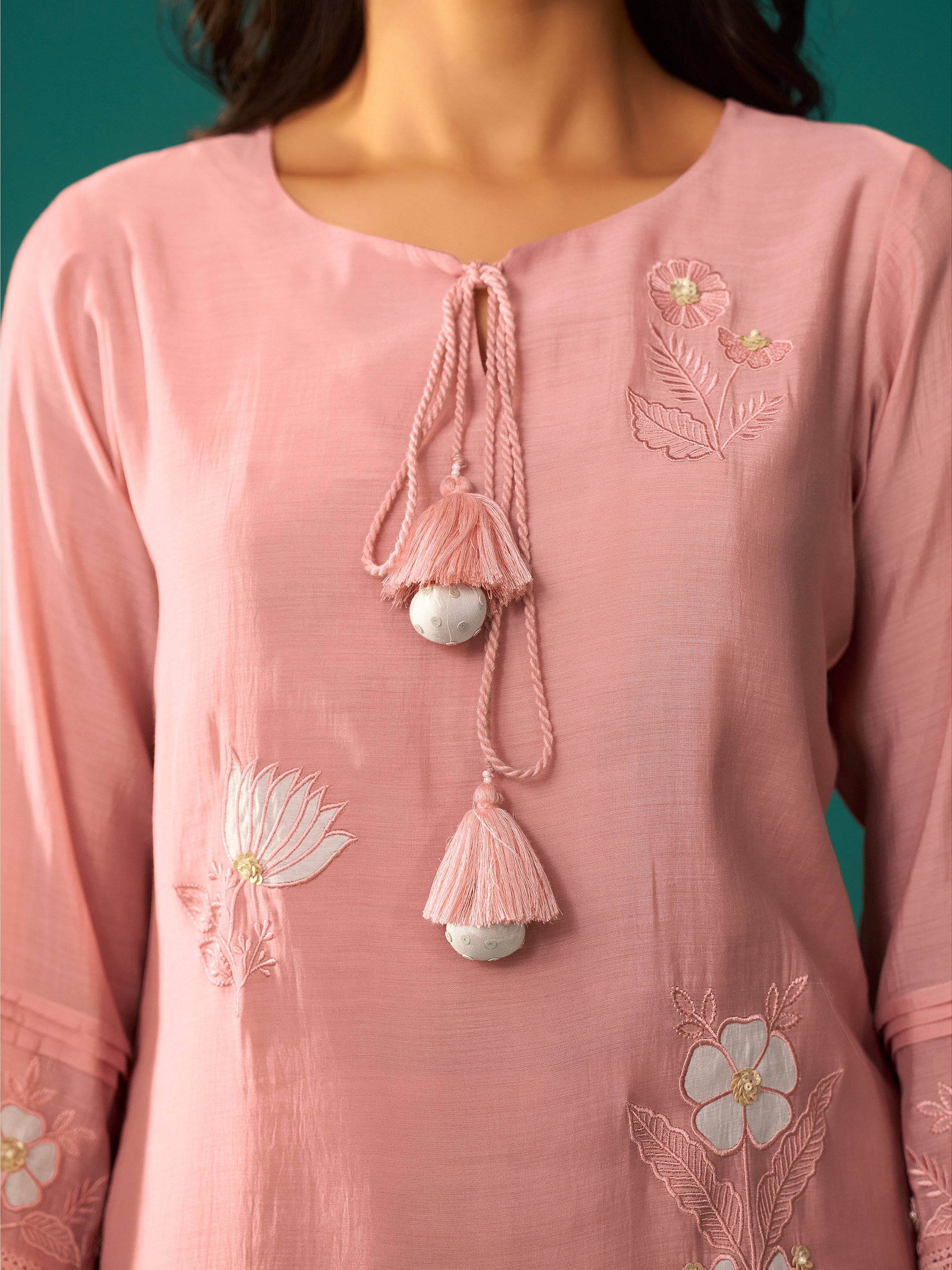 Bhaavya Pink Applique Salwar Set