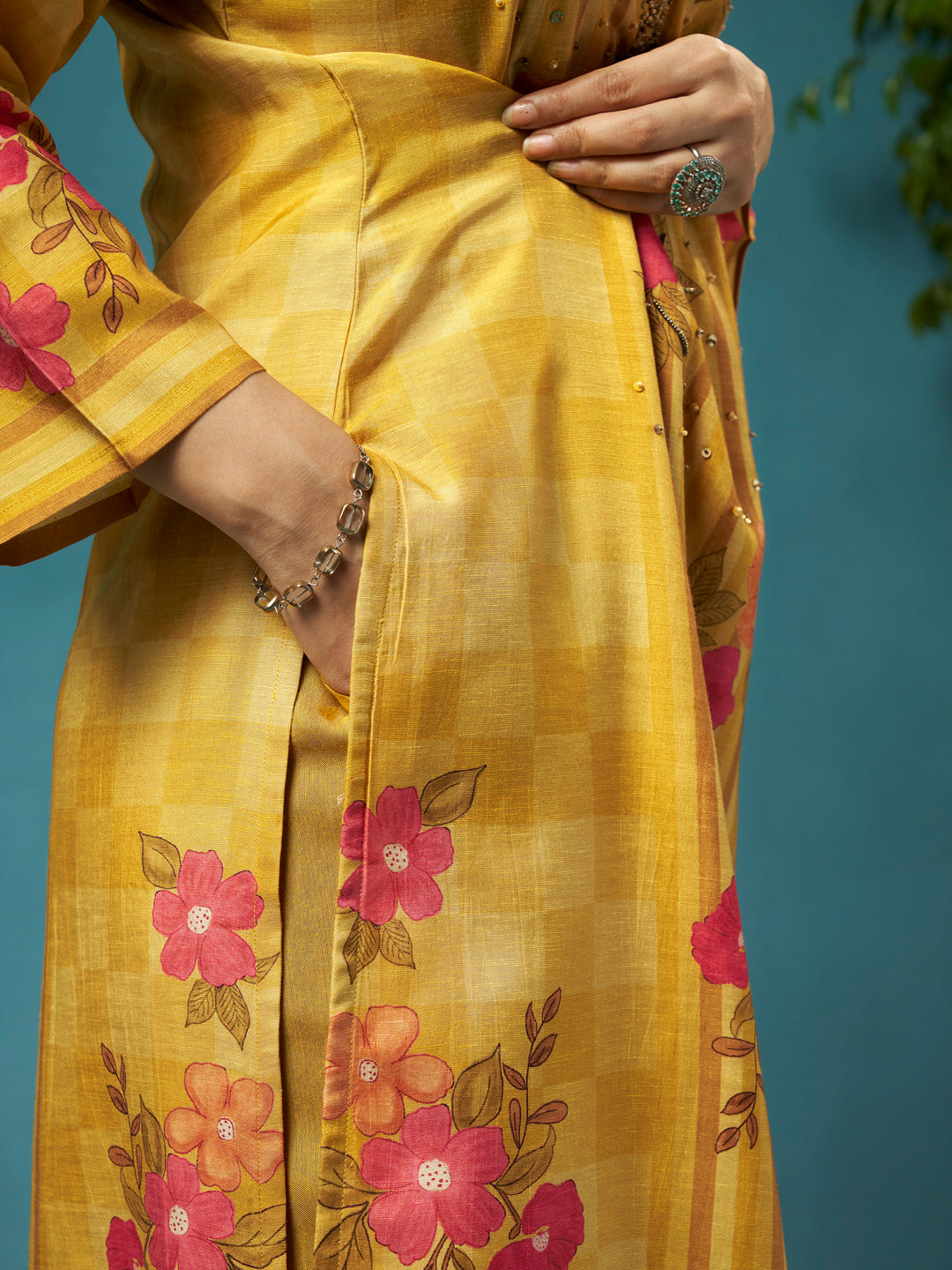 Ambi Yellow Rio-Linen Suit Set