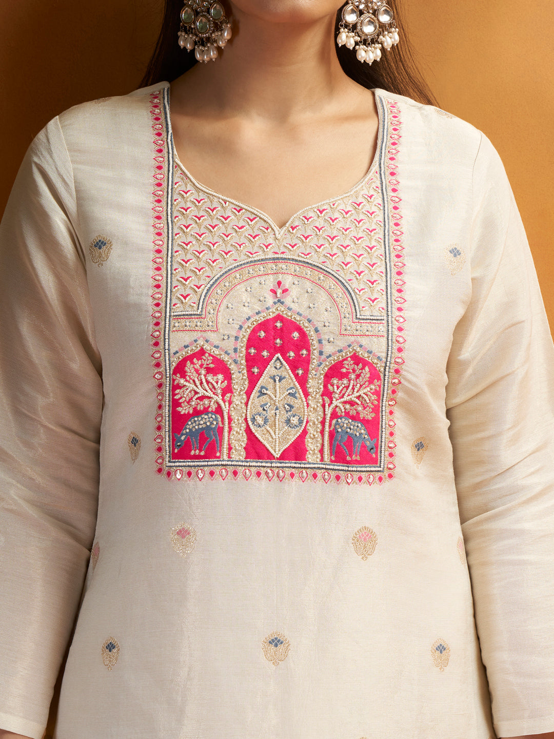 Kangan White Shimmer Jacquard Suit Set