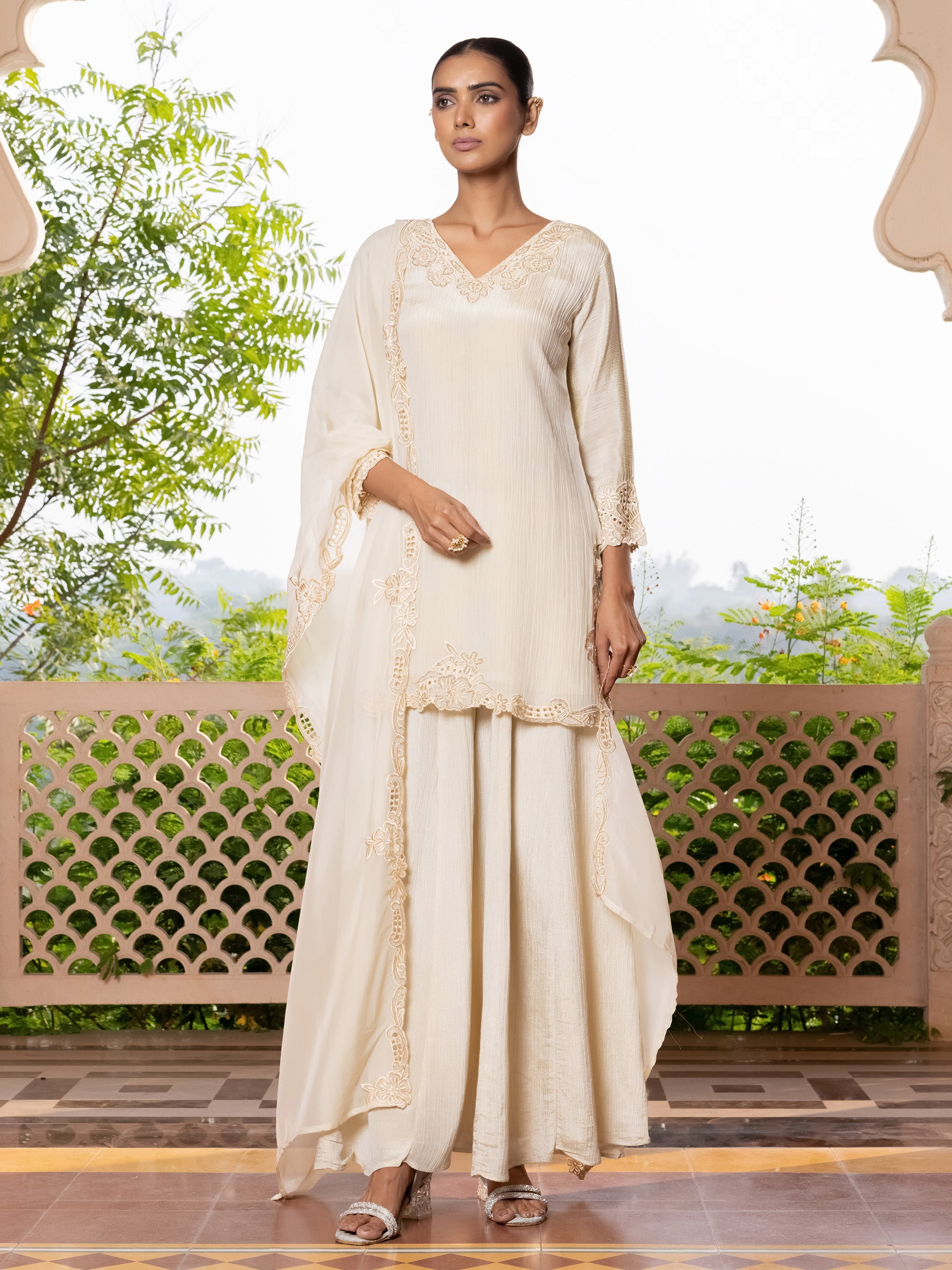 Anandi Shimmer Crush Suit Set